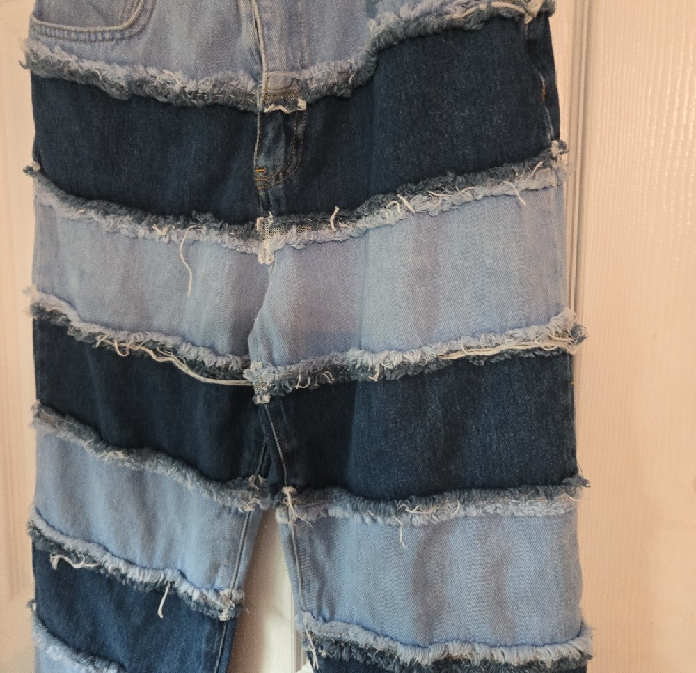 RAGGED JEANS - Picture 3 of 6